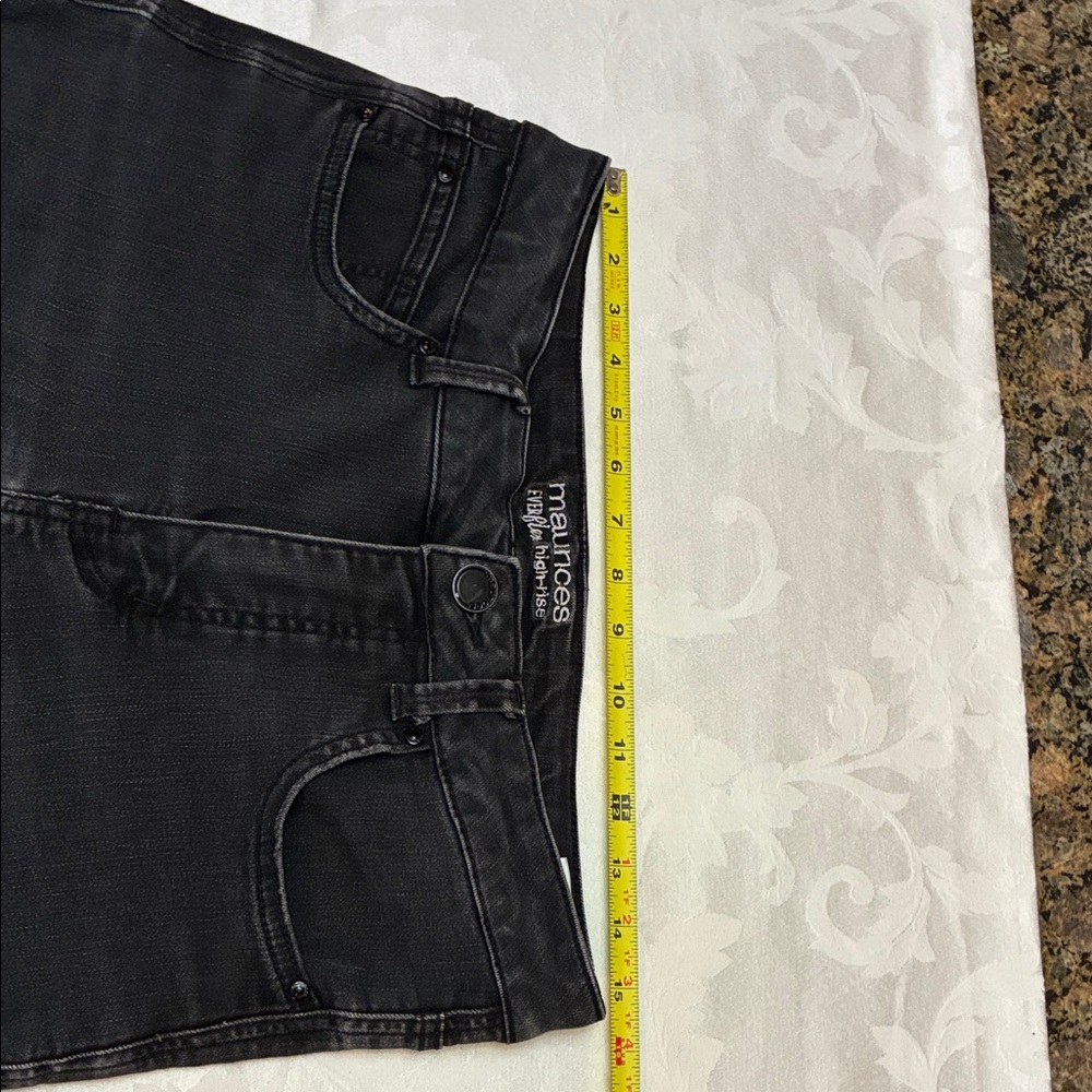 Maurices Black Jeans with Colorful Patched Hearts, Everflex High-Rise, Size 10 - Picture 12 of 14